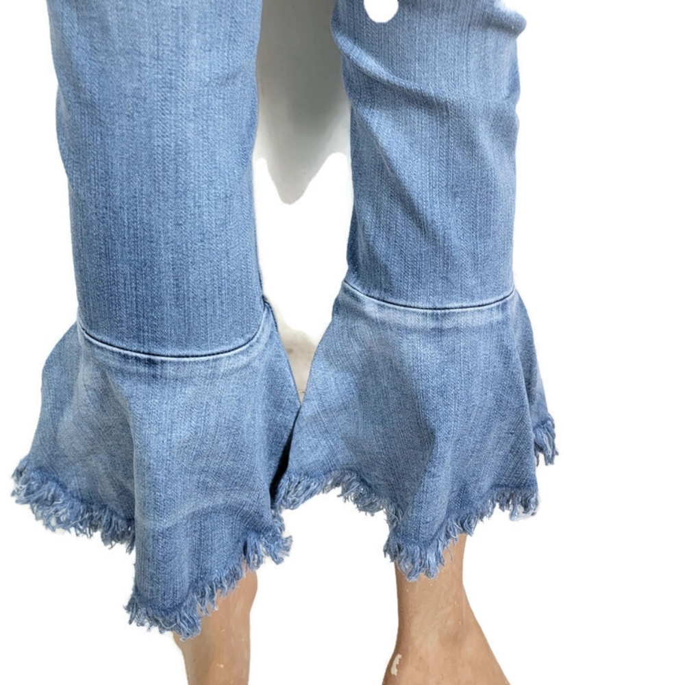 Blank Nyc Fancy That Low Rise Cropped Trumpet Flare Distressed Jeans - Picture 4 of 10